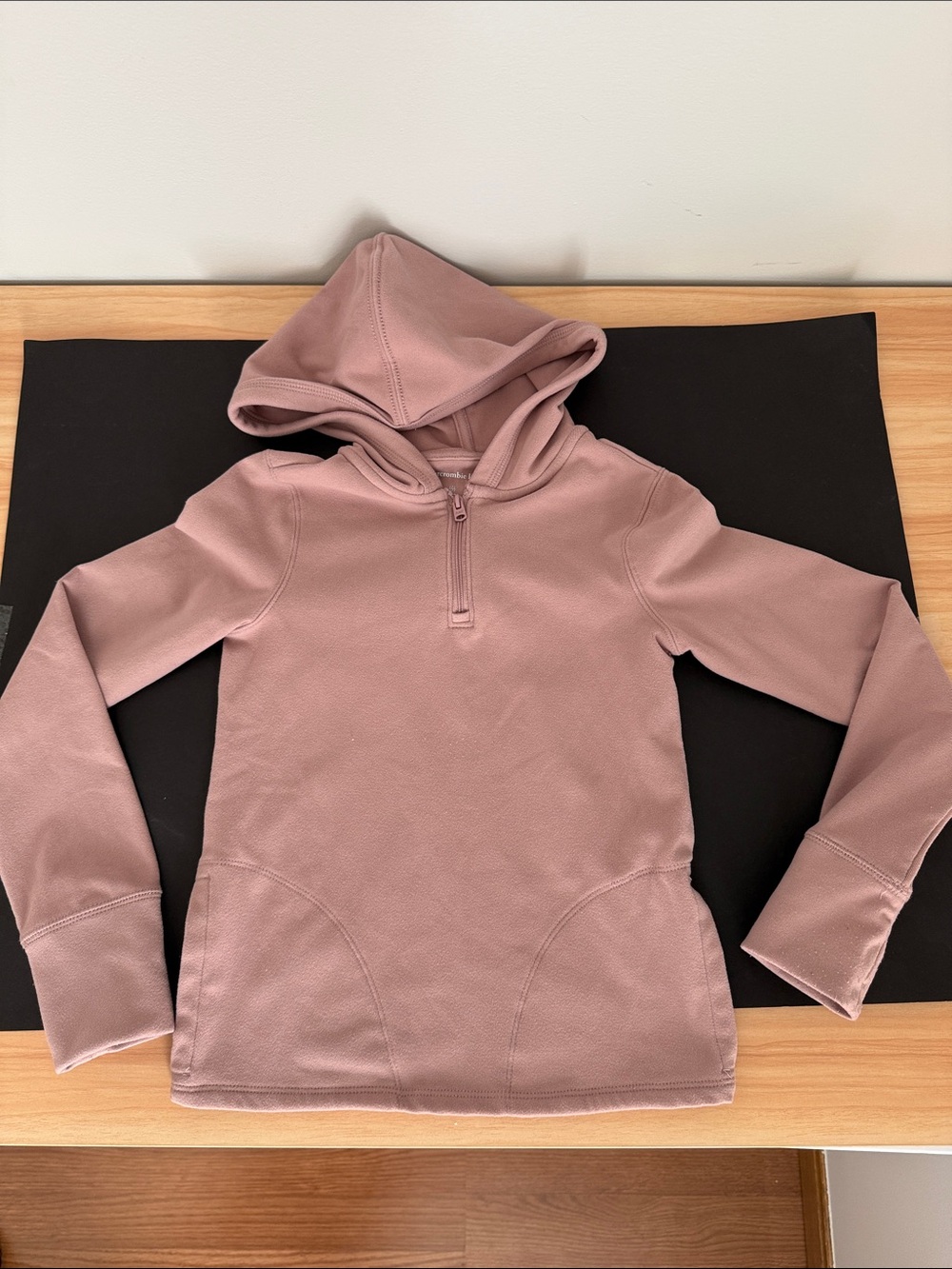 abercrombie kids mauve pullover hoodie featuring a half-zip neckline.  Size 7/8